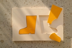 exposition-interactive-tout-petits-pour-mediatheques-promenons-nous-dans-les-bois-les-bottes-scaled