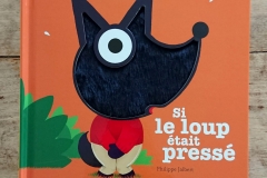 si-le-loup-etait-presse-ou-si-le-loup-faisait-caca-de-philippe-jalbert-00-scaled
